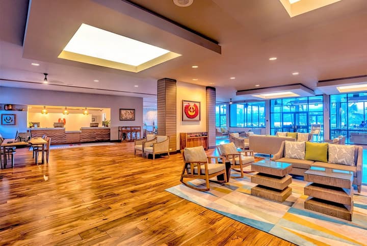 Hilo Hawaiian Hotel, Trademark Collection by Wyndham