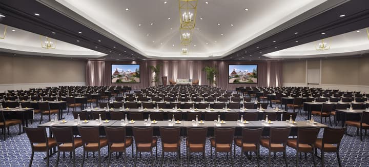 Hotel del Coronado, Curio Collection by Hilton