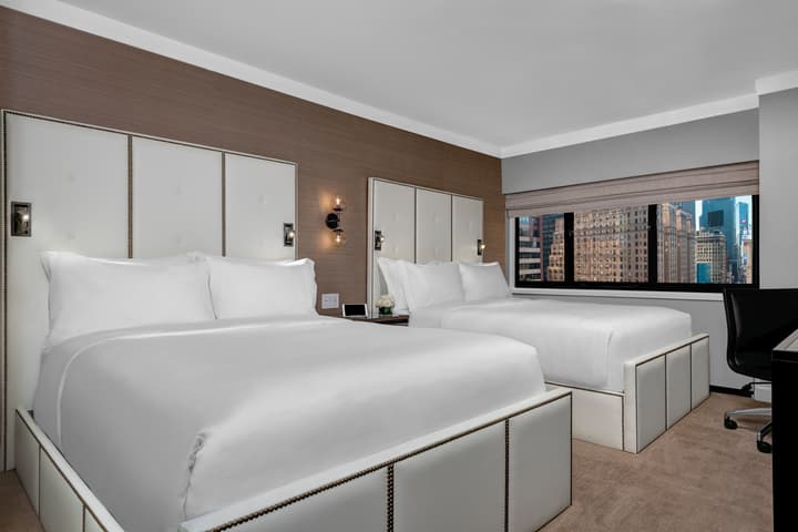 Crowne Plaza Manhattan Times Square by IHG
