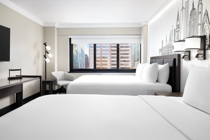 Crowne Plaza Manhattan Times Square by IHG