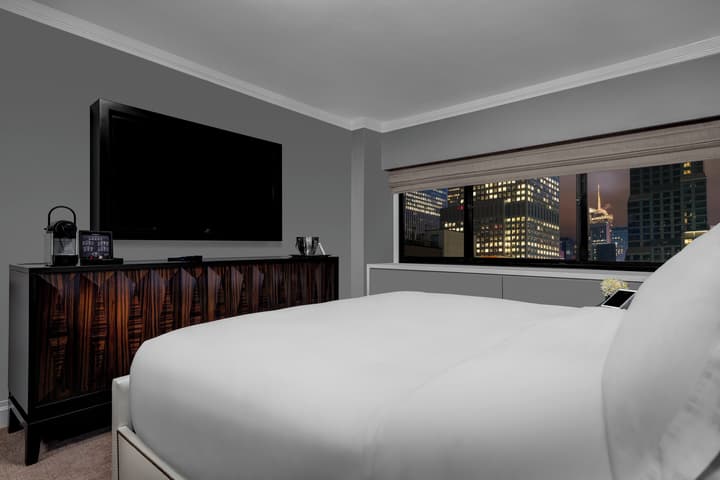 Crowne Plaza Manhattan Times Square by IHG