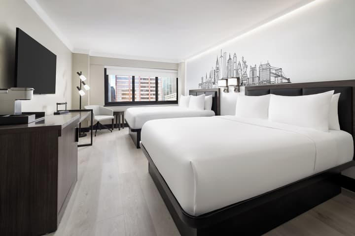Crowne Plaza Manhattan Times Square by IHG