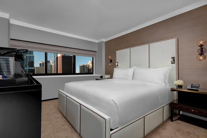 Crowne Plaza Manhattan Times Square by IHG