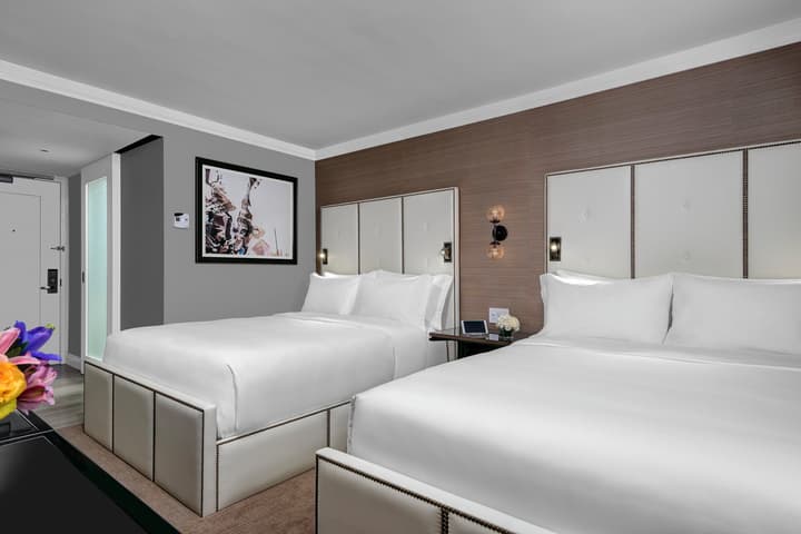 Crowne Plaza Manhattan Times Square by IHG
