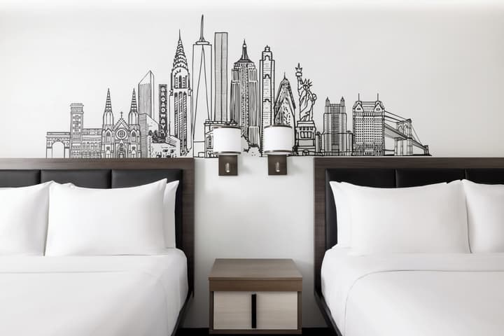 Crowne Plaza Manhattan Times Square by IHG