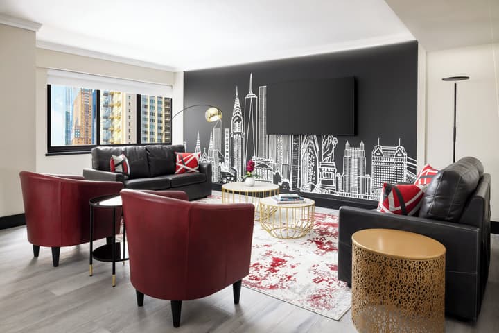 Crowne Plaza Manhattan Times Square by IHG