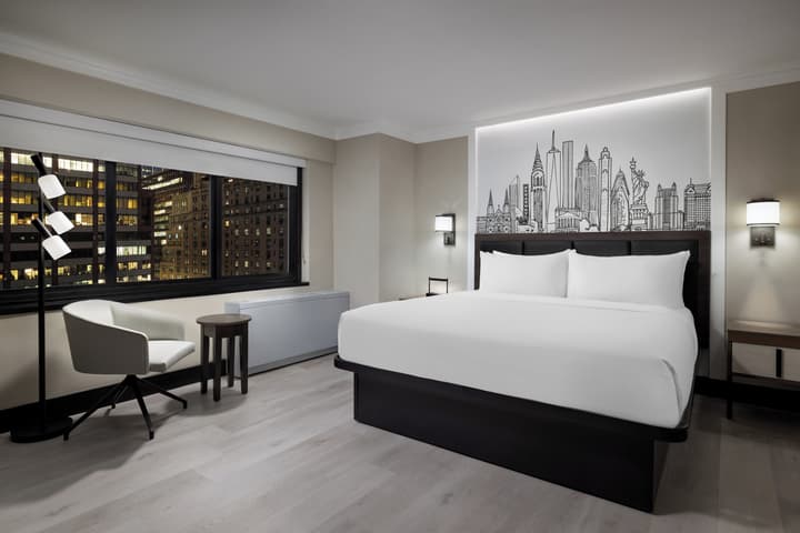 Crowne Plaza Manhattan Times Square by IHG