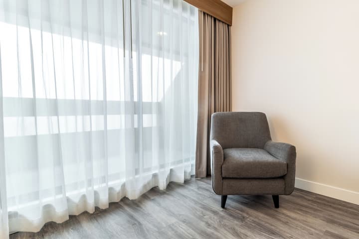 Atrium Hotel Vancouver