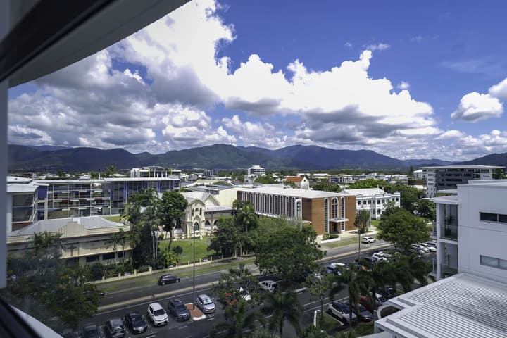 DoubleTree by Hilton Hotel Cairns