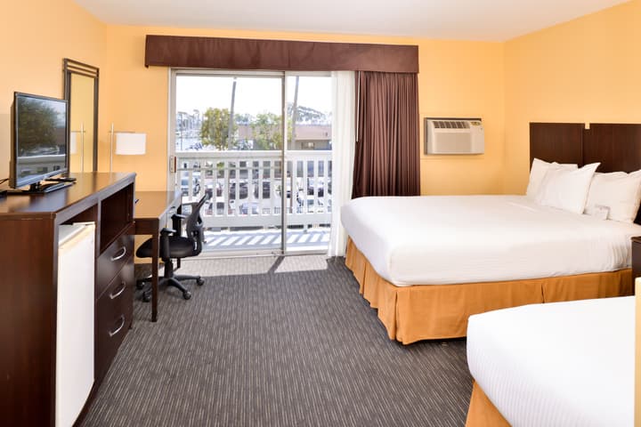 Dana Point Marina Inn