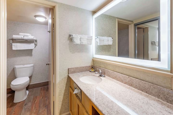 Best Western Plus Hill House