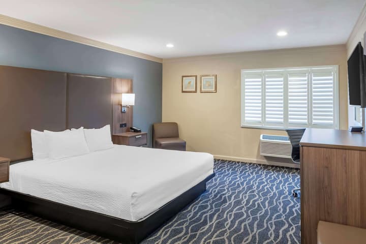 Best Western Plus Hill House