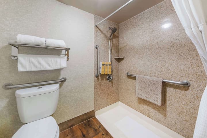 Best Western Plus Hill House