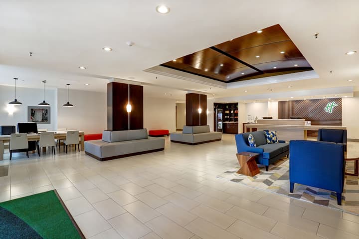 Holiday Inn Ottawa Dwtn - Parliament Hill by IHG