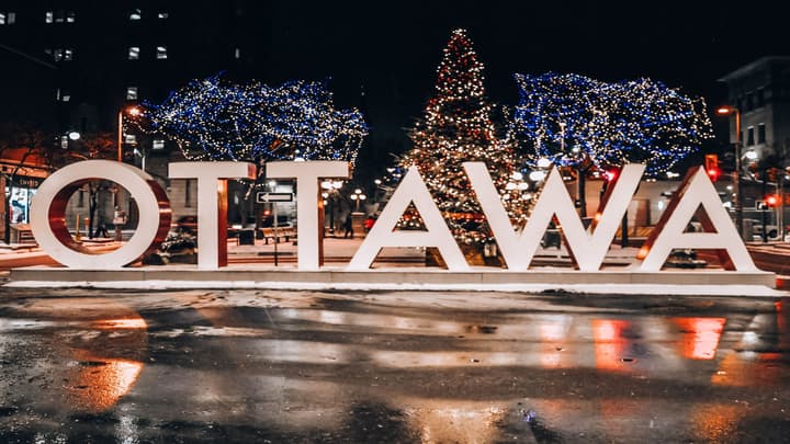 Holiday Inn Ottawa Dwtn - Parliament Hill by IHG