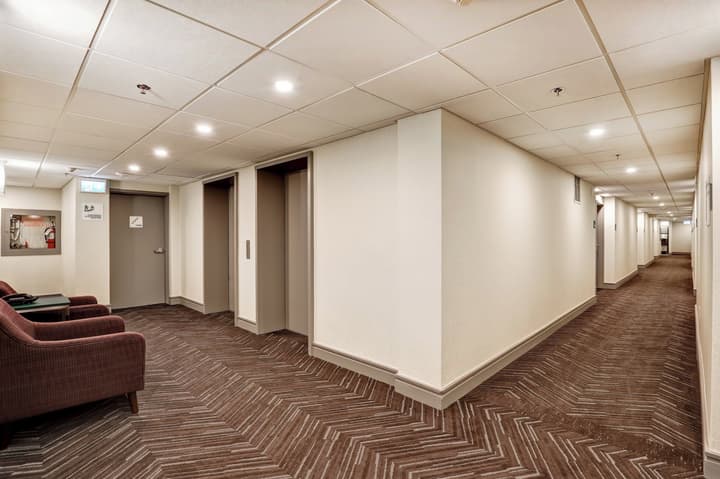 Holiday Inn Ottawa Dwtn - Parliament Hill by IHG