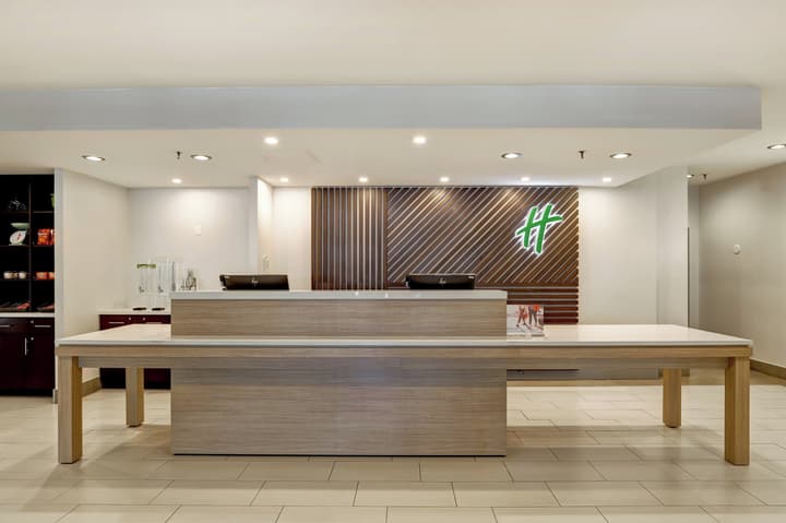 Holiday Inn Ottawa Dwtn - Parliament Hill by IHG