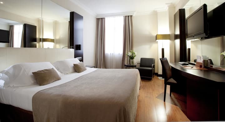 Saray Hotel