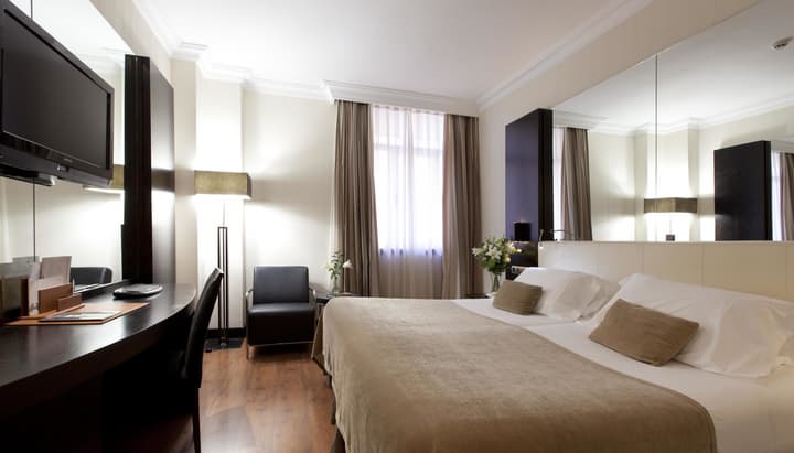 Saray Hotel