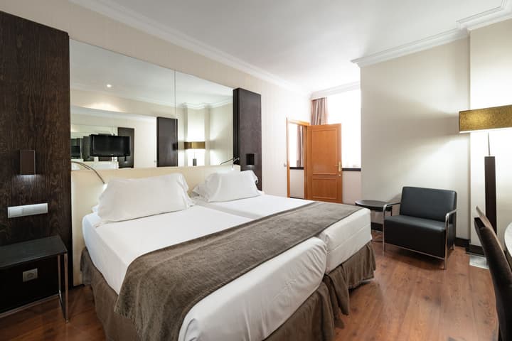 Saray Hotel