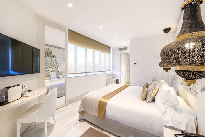 Saray Hotel
