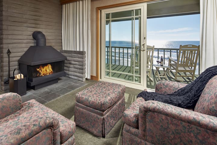 Cavalier Oceanfront Resort
