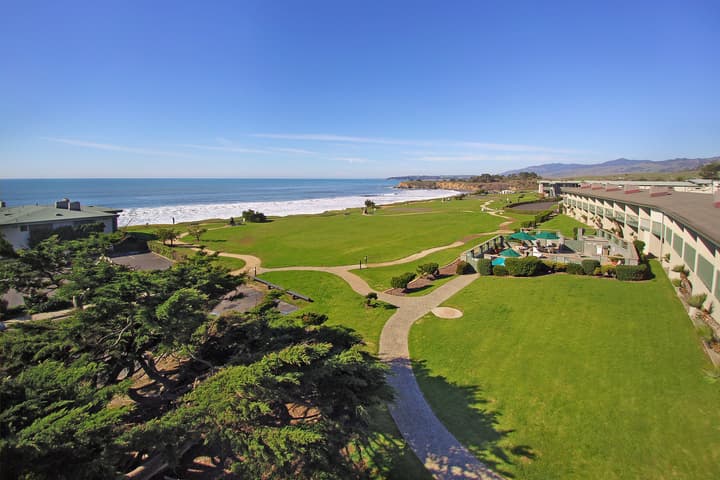 Cavalier Oceanfront Resort