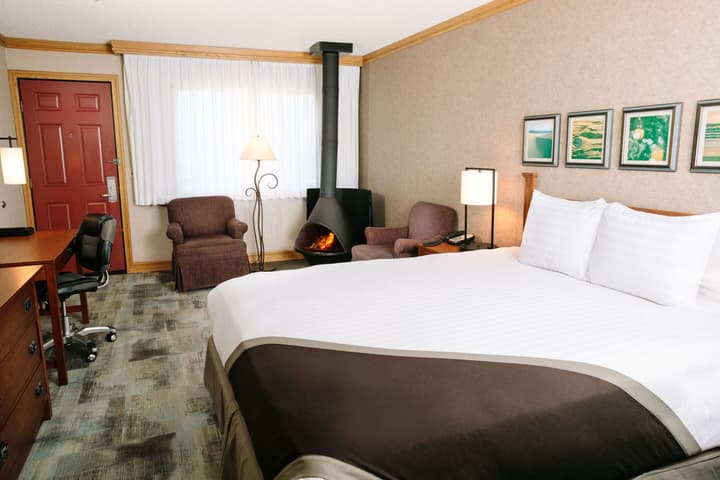 Cavalier Oceanfront Resort