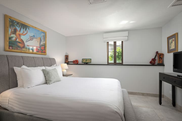 Royal Sea Cliff Kona by OUTRIGGER