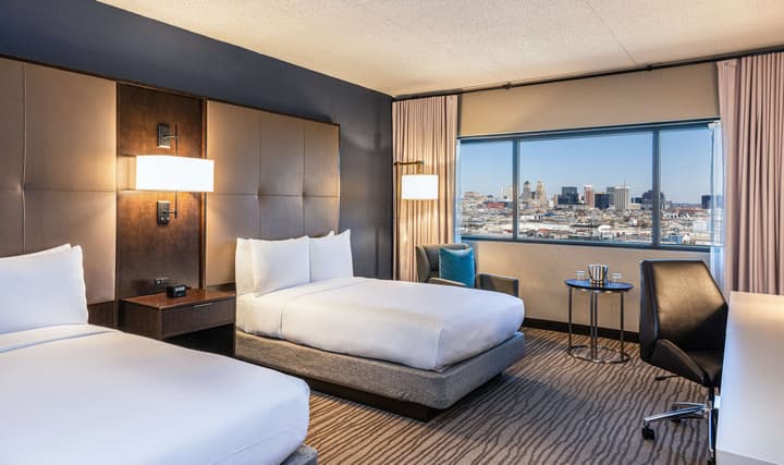 DoubleTree by Hilton Hotel Newark Airport