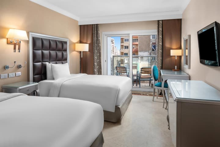 Hilton Alexandria Corniche