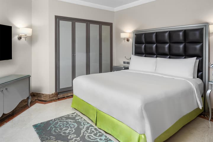Hilton Alexandria Corniche
