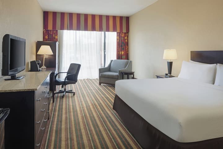 Holiday Inn & Suites Orlando SW - Celebration Area by IHG