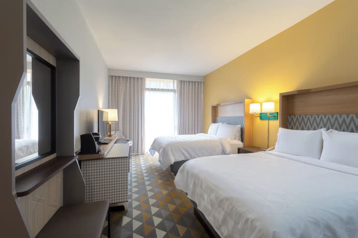 Holiday Inn & Suites Orlando SW - Celebration Area by IHG