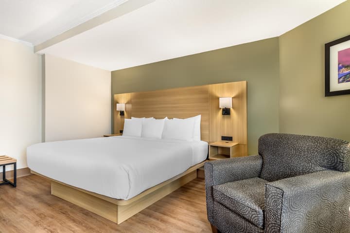 Best Western Plus Ottawa City Centre