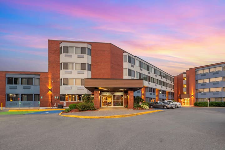 Best Western Plus Ottawa City Centre