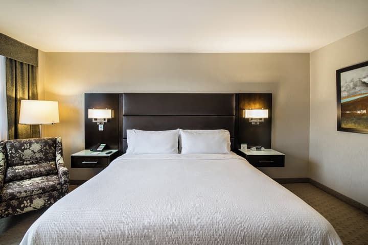 Holiday Inn Vancouver Centre by IHG