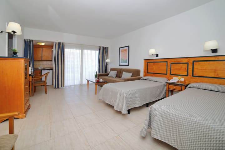 Aparthotel PYR Fuengirola
