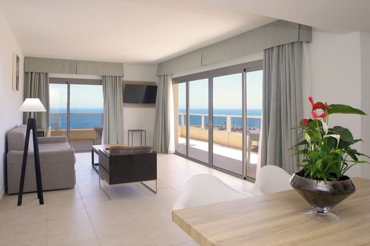 Aparthotel PYR Fuengirola