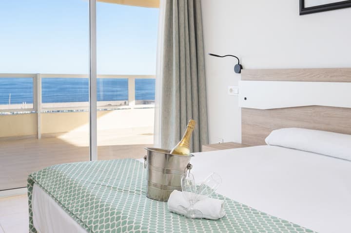 Aparthotel PYR Fuengirola