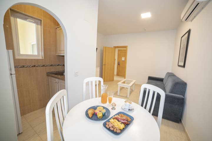 Aparthotel PYR Fuengirola