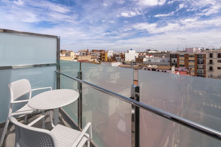 Catalonia Giralda Hotel
