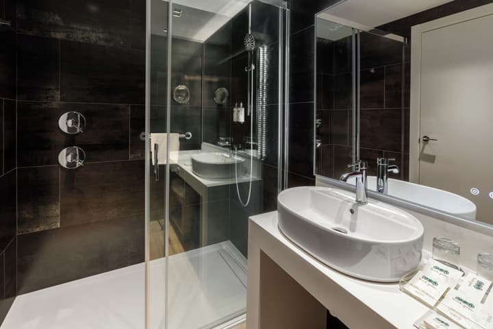 Catalonia Giralda Hotel