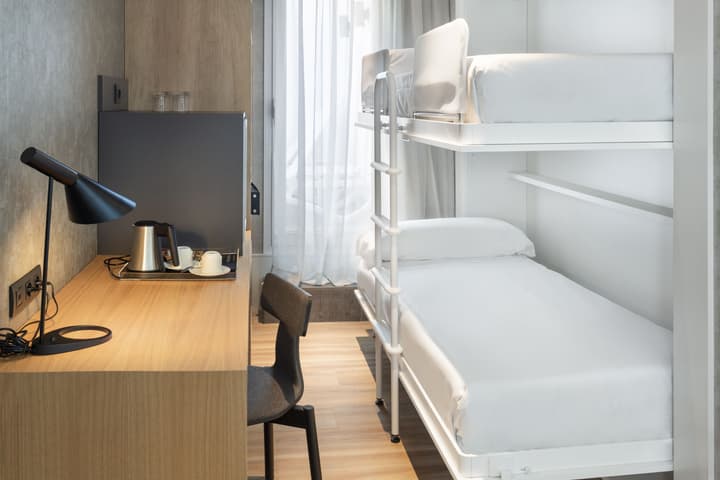 Catalonia Giralda Hotel