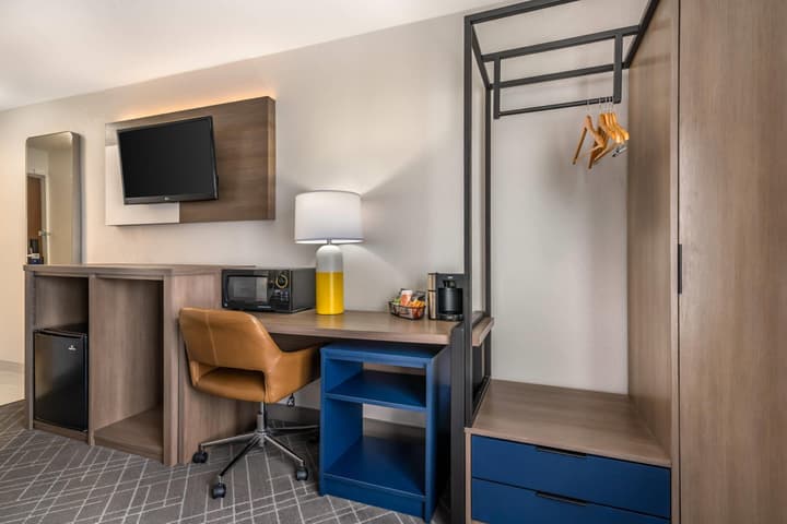 Comfort Inn & Suites Green Bay Stadium Area