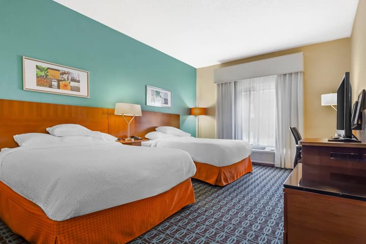 Comfort Inn & Suites Green Bay Stadium Area