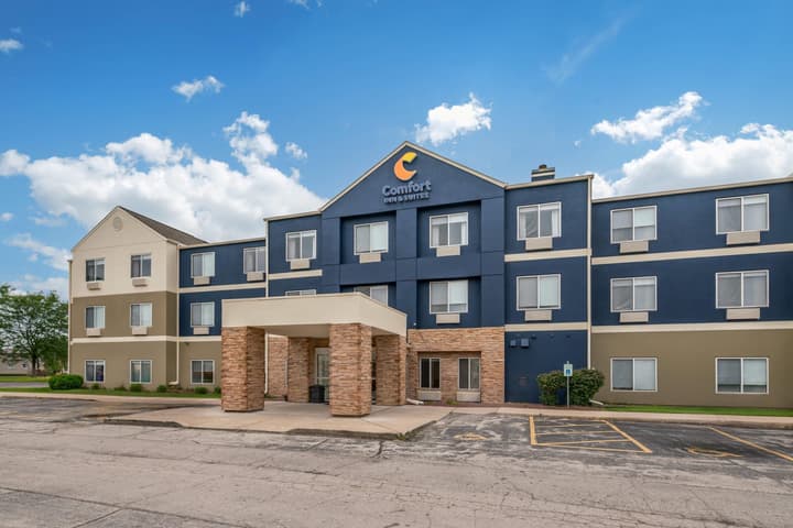 Comfort Inn & Suites Green Bay Stadium Area