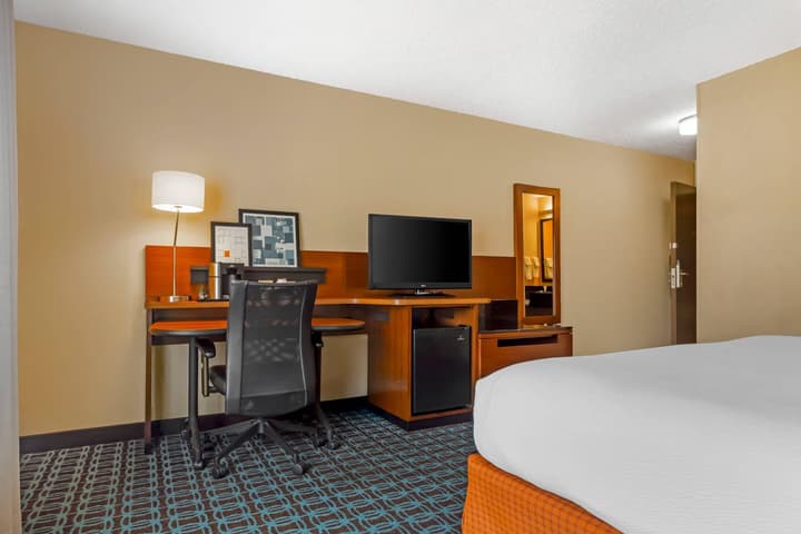 Comfort Inn & Suites Green Bay Stadium Area