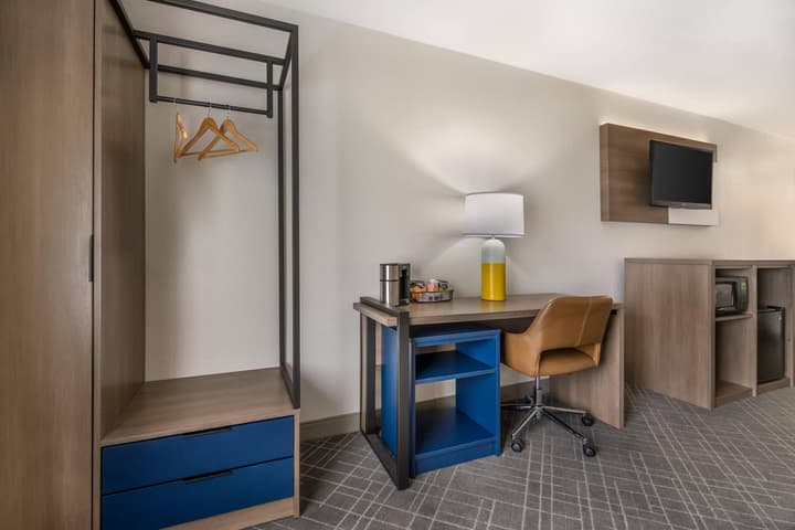 Comfort Inn & Suites Green Bay Stadium Area