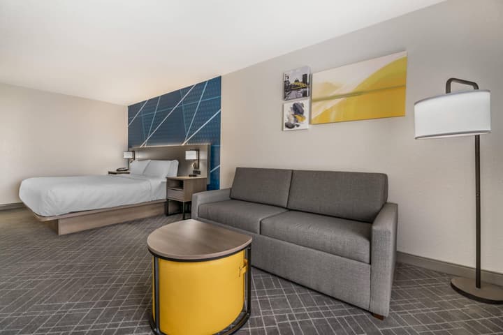 Comfort Inn & Suites Green Bay Stadium Area